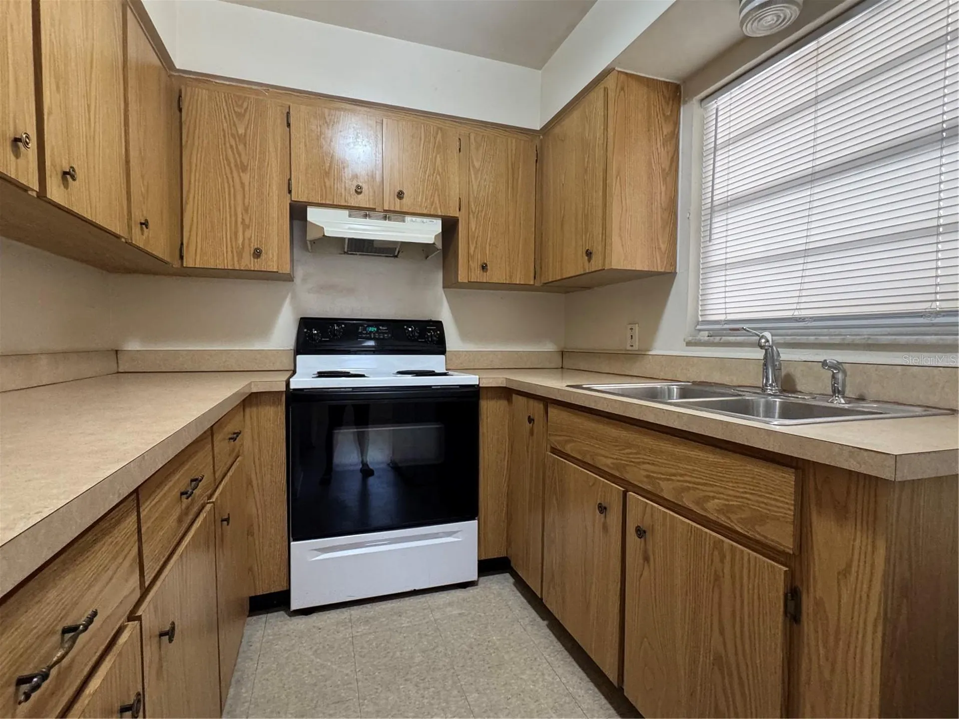1421 Noble Place Orlando FL 32801