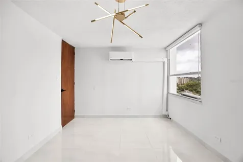 Apt. 2002 Cond. Bello Horizonte San Juan PR 00924