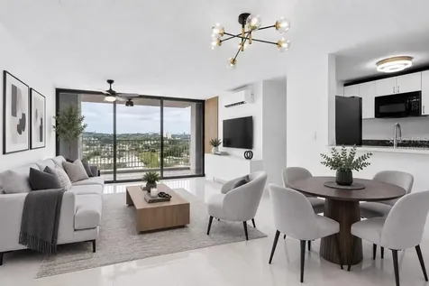 Apt. 2002 Cond. Bello Horizonte San Juan PR 00924