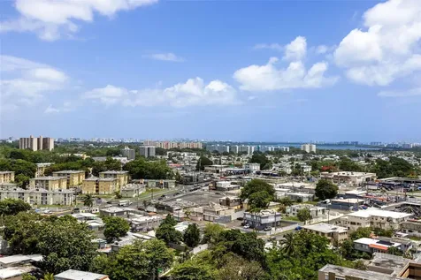 Apt. 2002 Cond. Bello Horizonte San Juan PR 00924