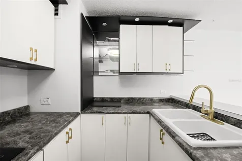 Apt. 2002 Cond. Bello Horizonte San Juan PR 00924