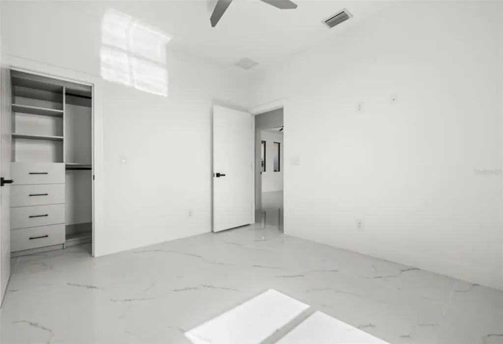 409 NW 25th Place Cape Coral FL 33993
