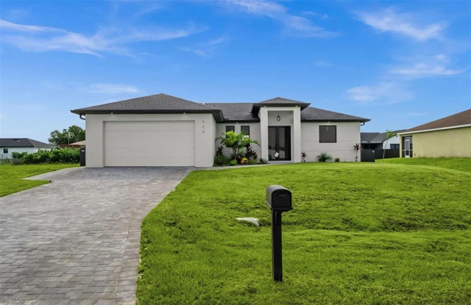409 NW 25th Place Cape Coral FL 33993
