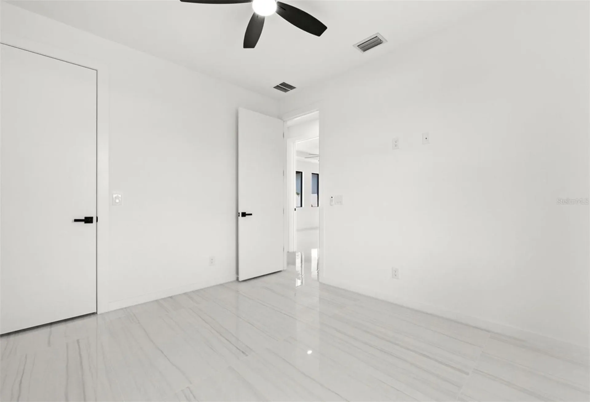 409 NW 25th Place Cape Coral FL 33993