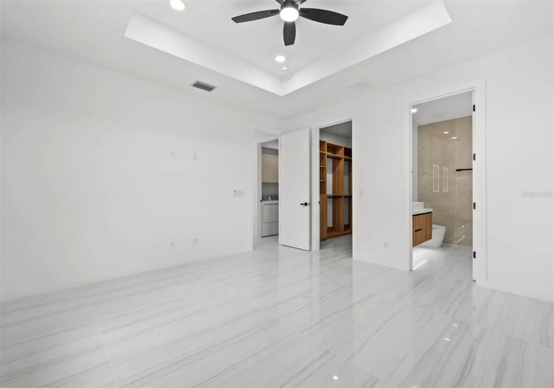 409 NW 25th Place Cape Coral FL 33993
