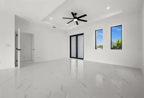 409 NW 25th Place Cape Coral FL 33993