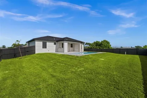409 NW 25th Place Cape Coral FL 33993