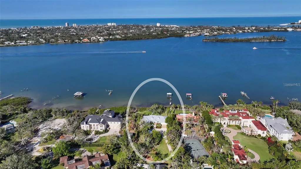1440 Kimlira Lane Sarasota FL 34231