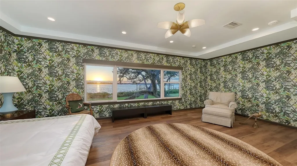 1440 Kimlira Lane Sarasota FL 34231