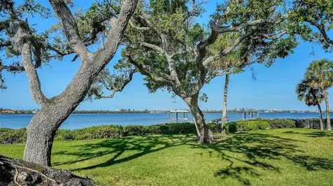 1440 Kimlira Lane Sarasota FL 34231