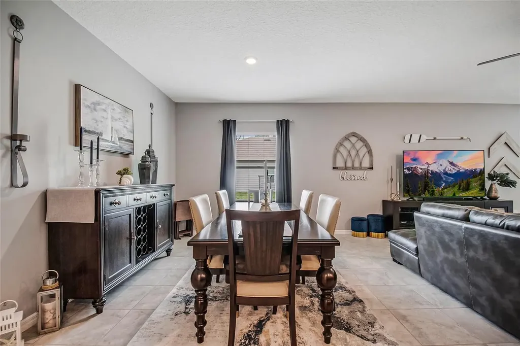 221 Falls Church Street SW Palm Bay FL 32908