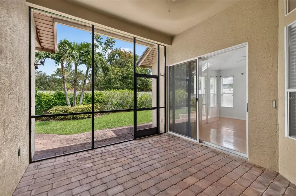 7075 Bayou West Place N Pinellas Park FL 33782