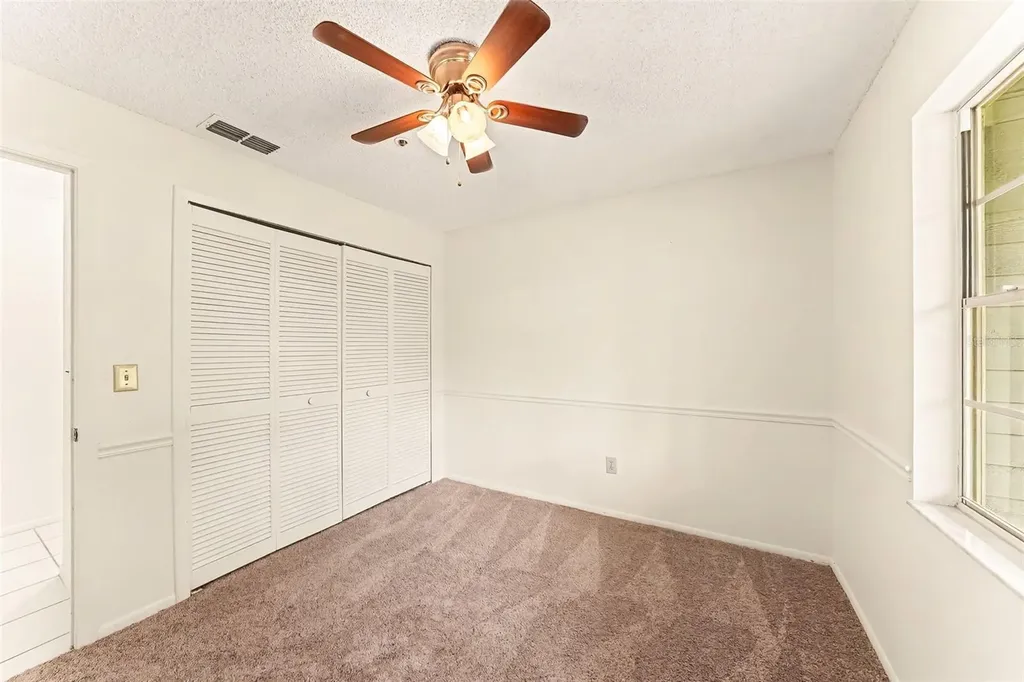 11805 Skylake Place Tampa FL 33617