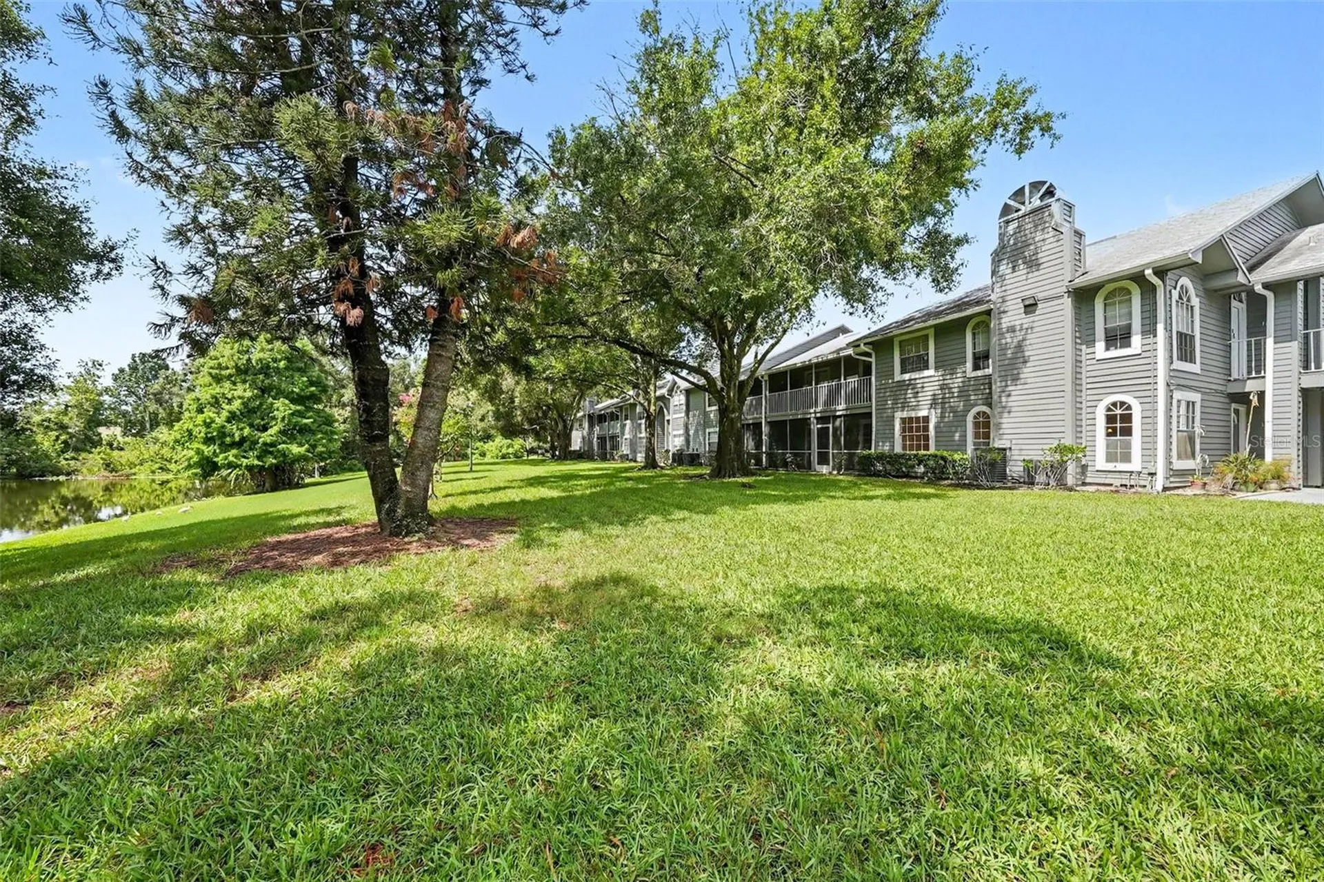 11805 Skylake Place Tampa FL 33617