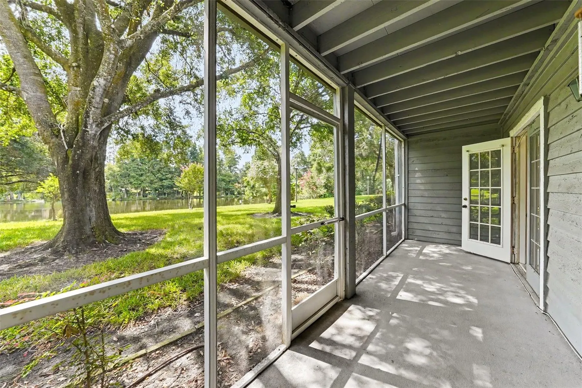 11805 Skylake Place Tampa FL 33617