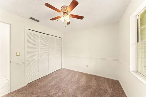 11805 Skylake Place Tampa FL 33617