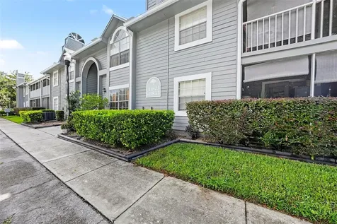 11805 Skylake Place Tampa FL 33617