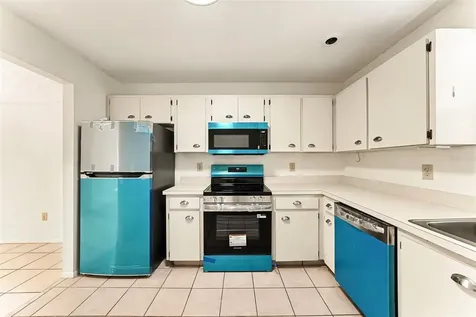 11805 Skylake Place Tampa FL 33617