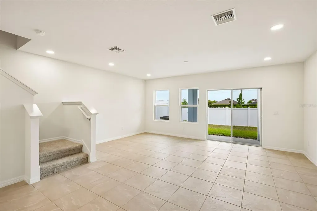 6848 Holcombe Down Drive Zephyrhills FL 33541