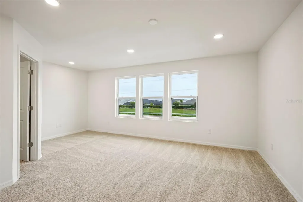 6848 Holcombe Down Drive Zephyrhills FL 33541