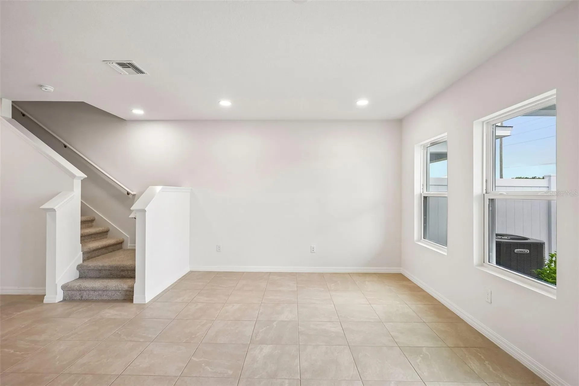 6848 Holcombe Down Drive Zephyrhills FL 33541