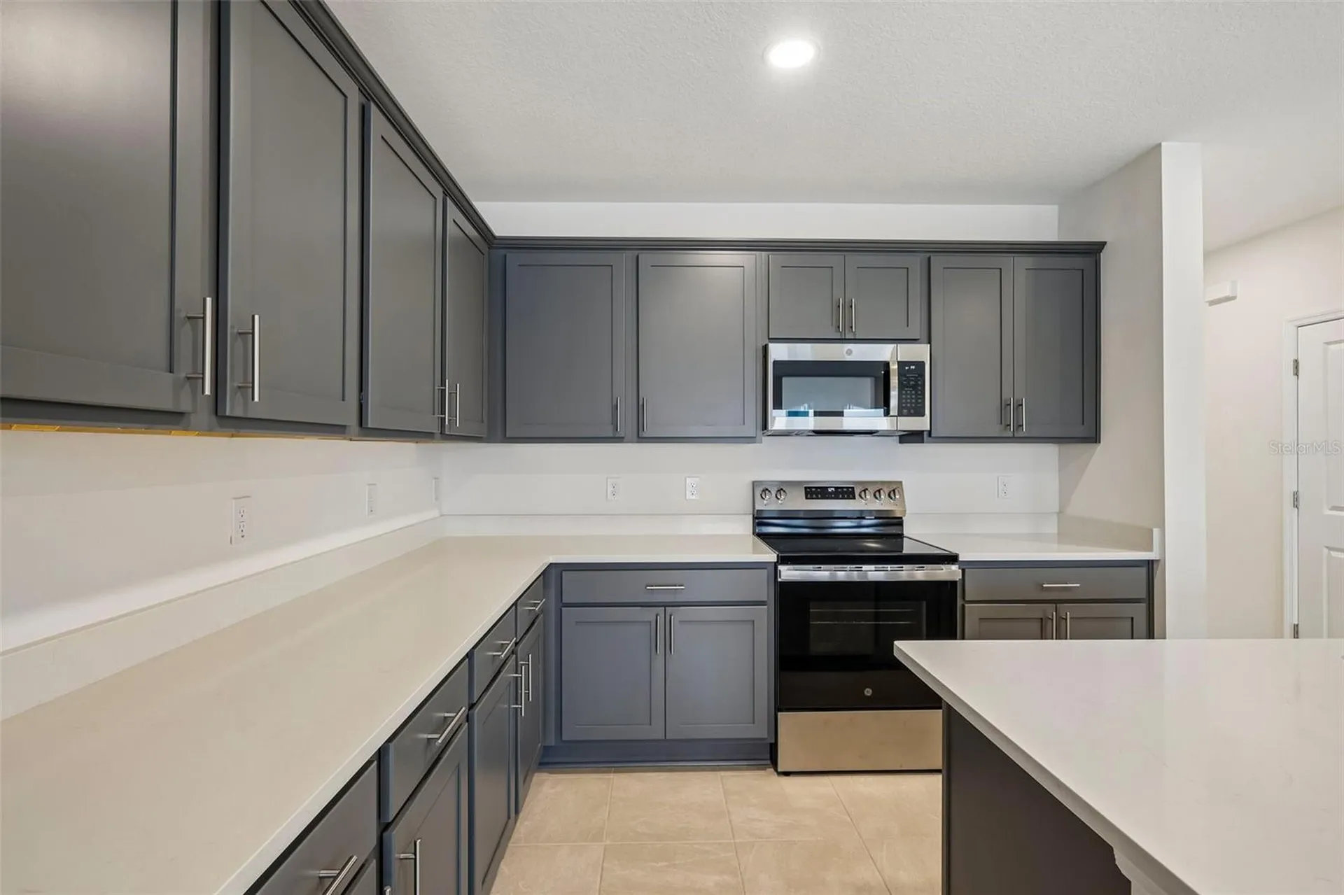 6848 Holcombe Down Drive Zephyrhills FL 33541