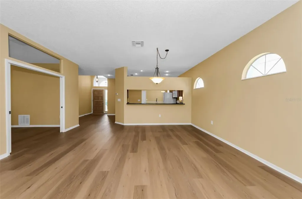 1111 Dartford Drive Tarpon Springs FL 34688