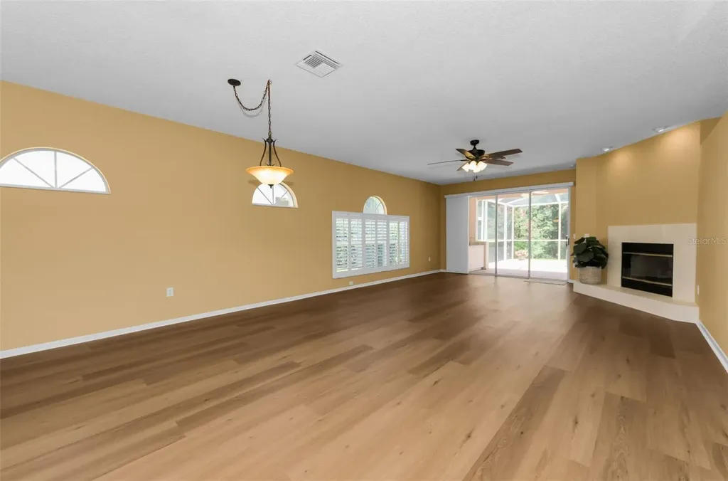 1111 Dartford Drive Tarpon Springs FL 34688