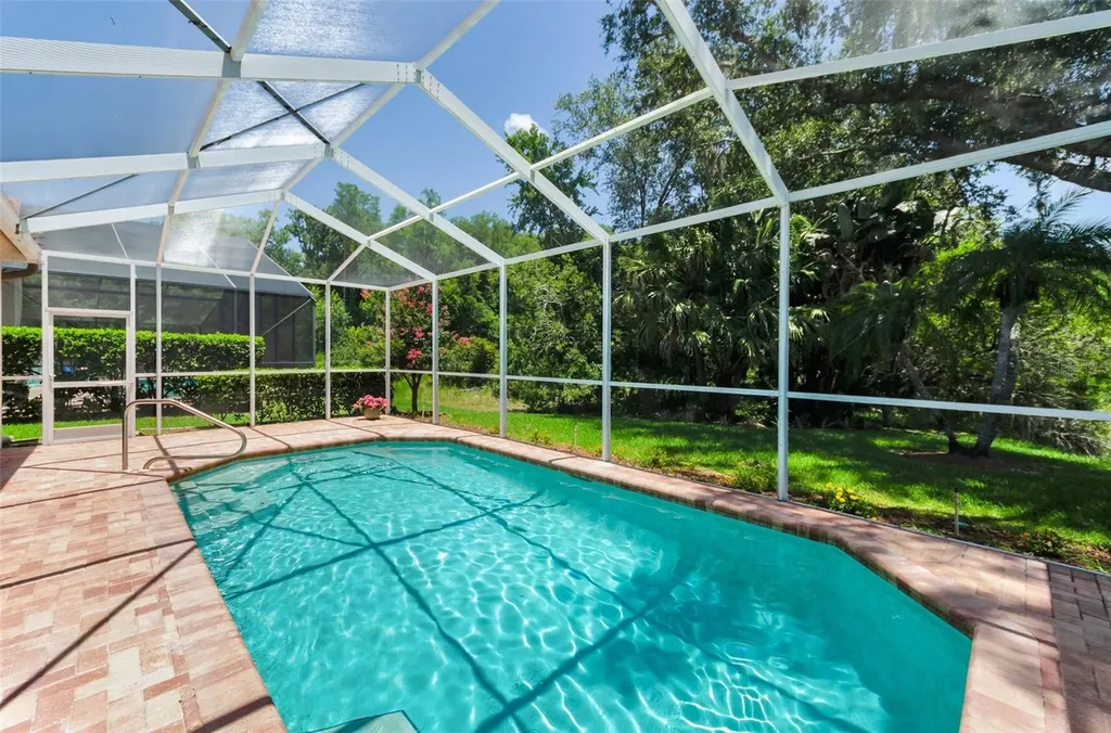 1111 Dartford Drive Tarpon Springs FL 34688