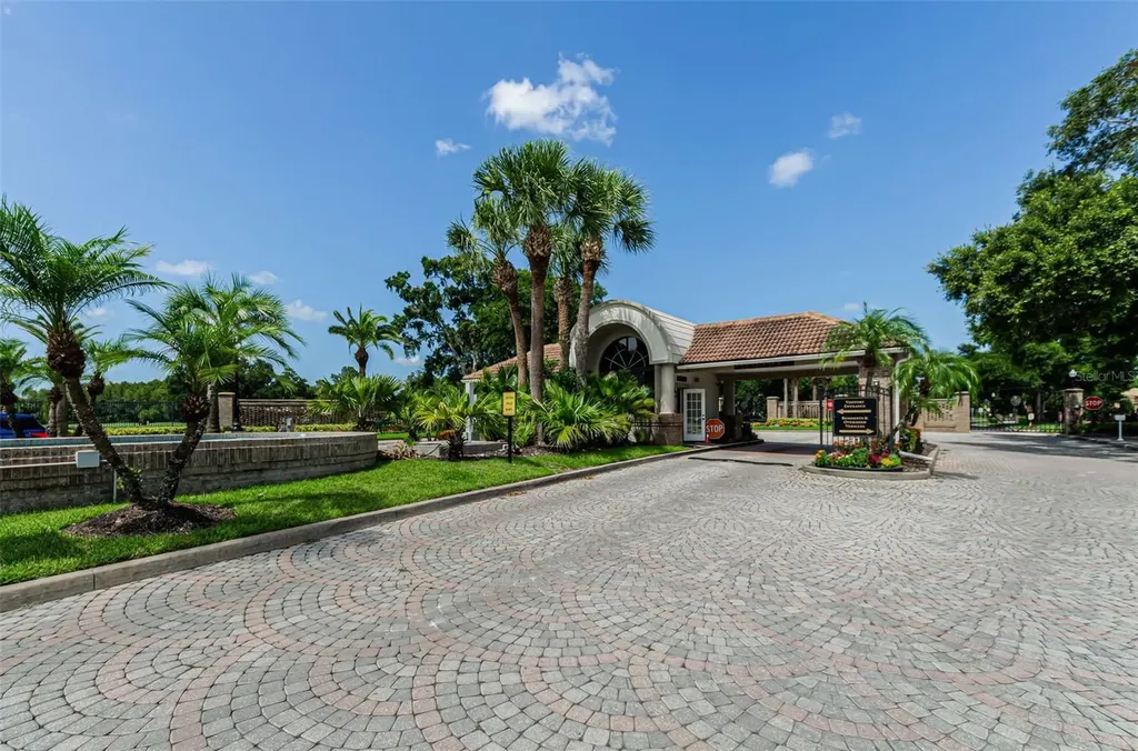 1111 Dartford Drive Tarpon Springs FL 34688