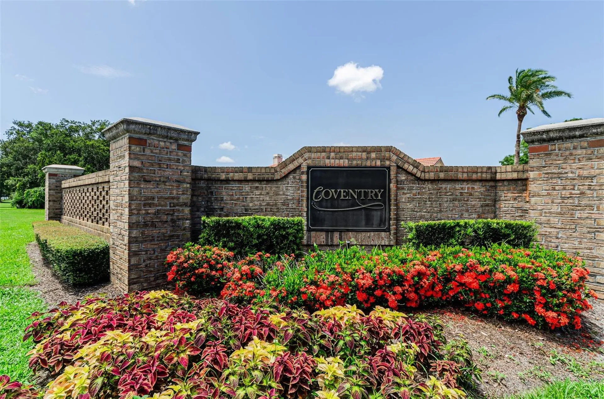 1111 Dartford Drive Tarpon Springs FL 34688