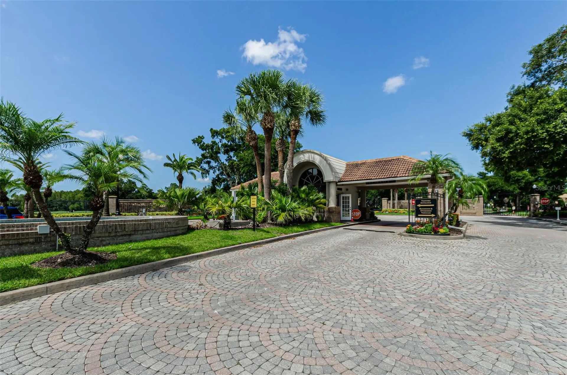 1111 Dartford Drive Tarpon Springs FL 34688