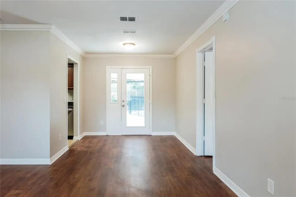 9359 Toby Lane Orlando FL 32817