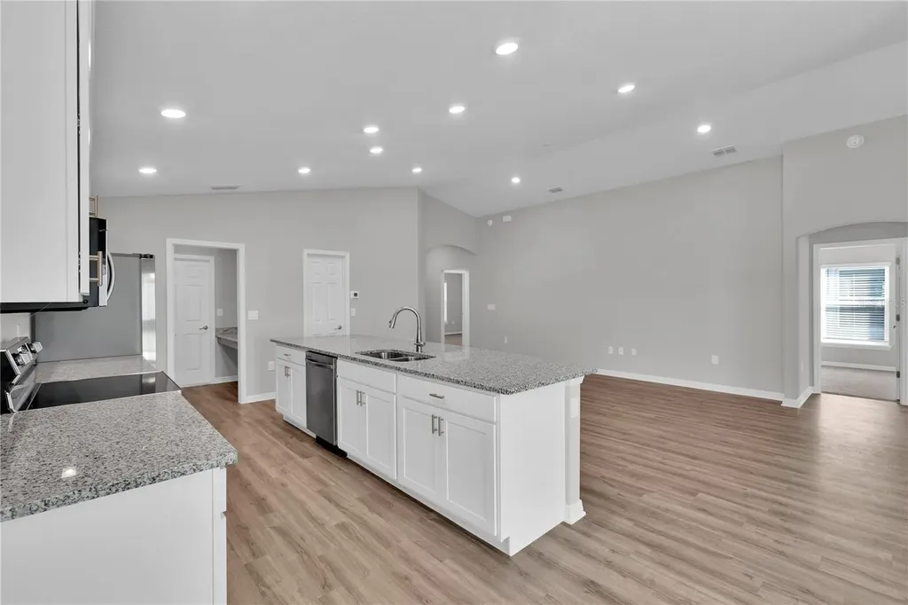 1823 Brisbane Place Davenport FL 33837