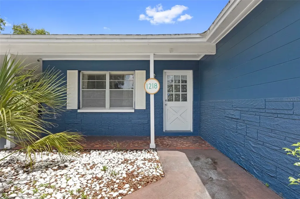 1218 E New Orleans Avenue Tampa FL 33603
