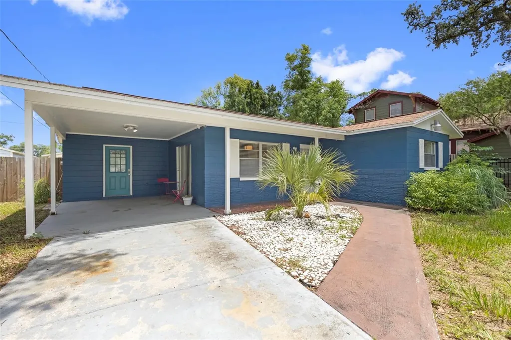 1218 E New Orleans Avenue Tampa FL 33603