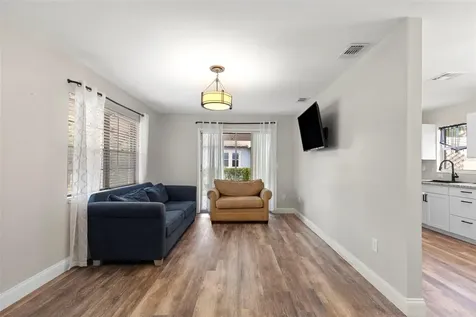 1218 E New Orleans Avenue Tampa FL 33603