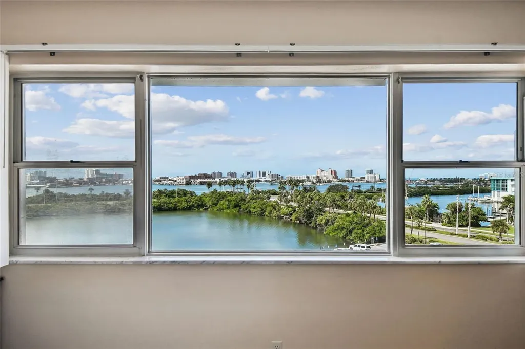 31 Island Way Clearwater Beach FL 33767