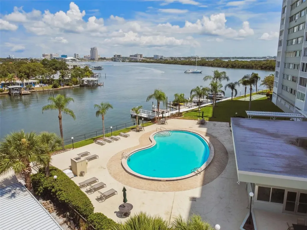 31 Island Way Clearwater Beach FL 33767