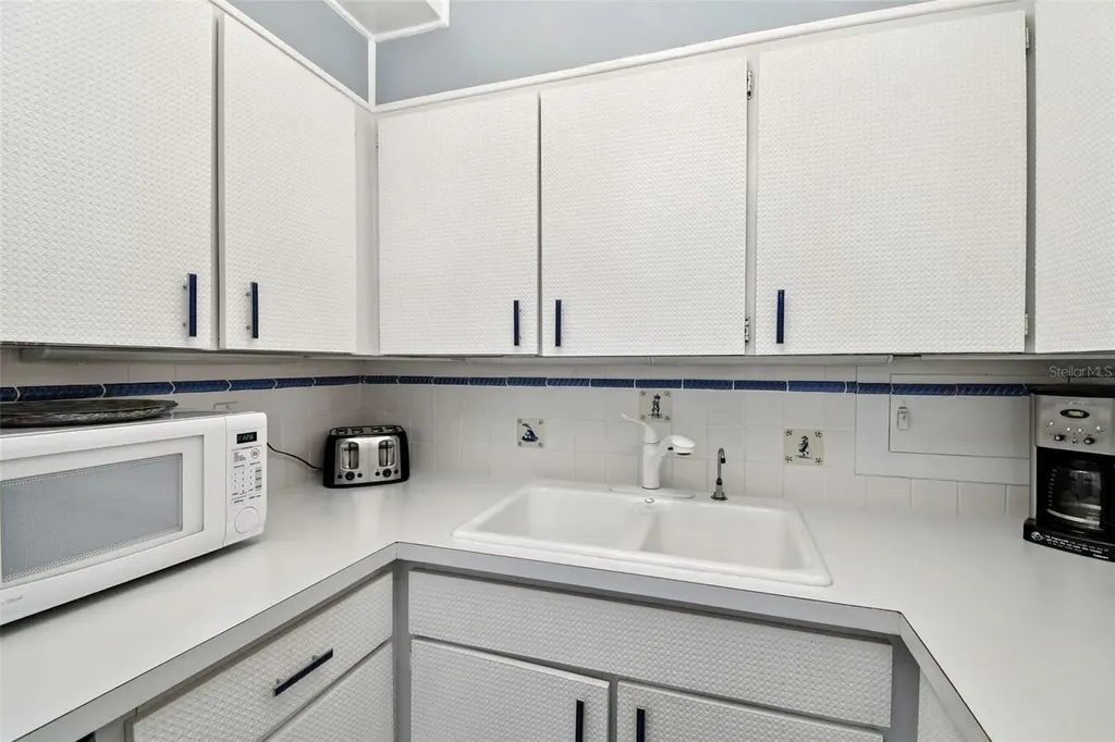 31 Island Way Clearwater Beach FL 33767