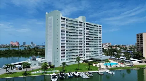 31 Island Way Clearwater Beach FL 33767