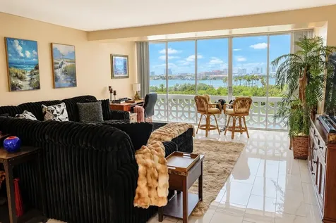 31 Island Way Clearwater Beach FL 33767
