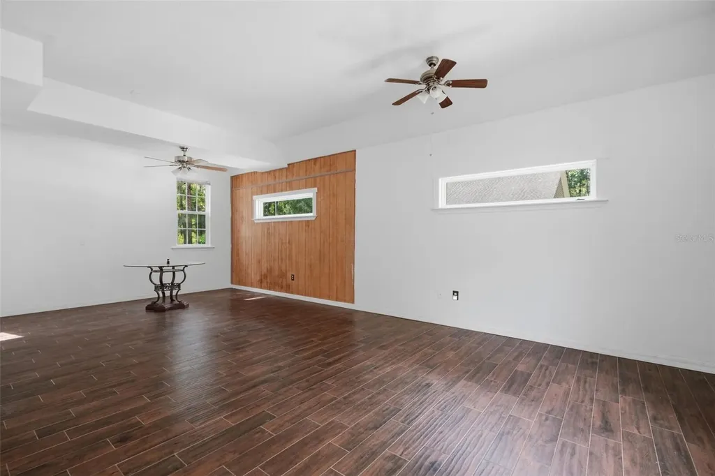 18308 Valor Path Brooksville FL 34604