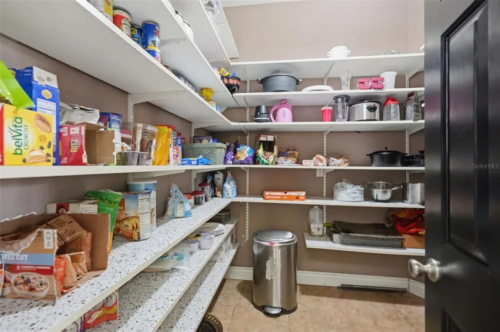 18308 Valor Path Brooksville FL 34604