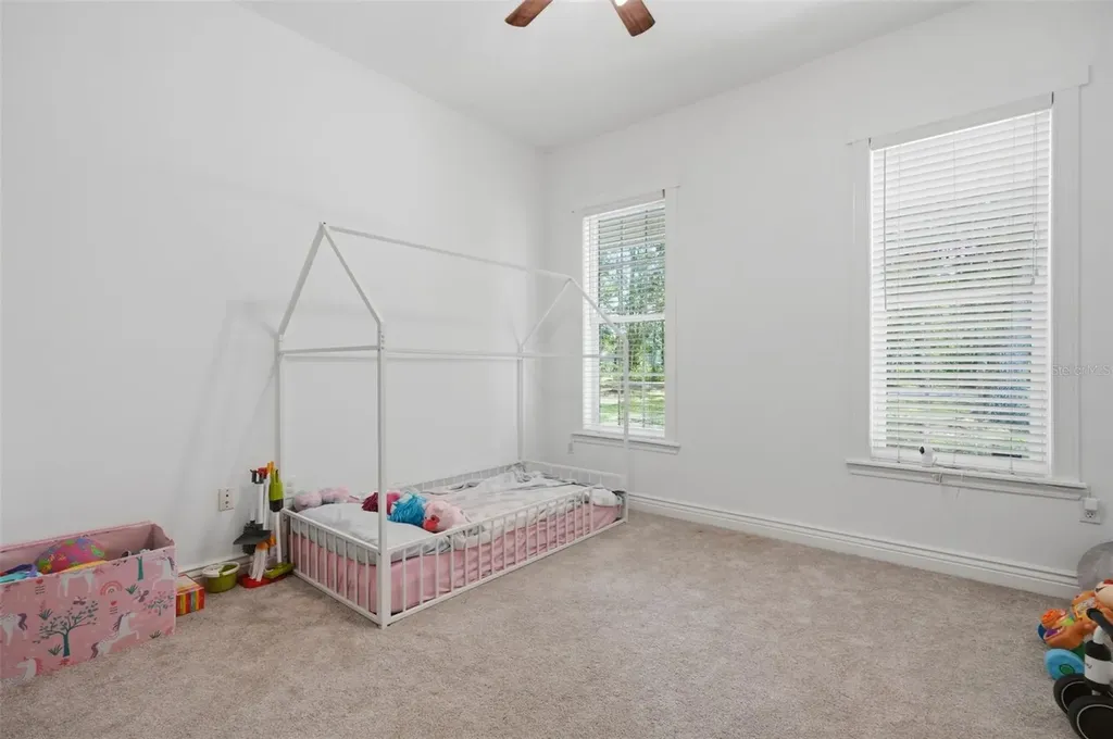 18308 Valor Path Brooksville FL 34604