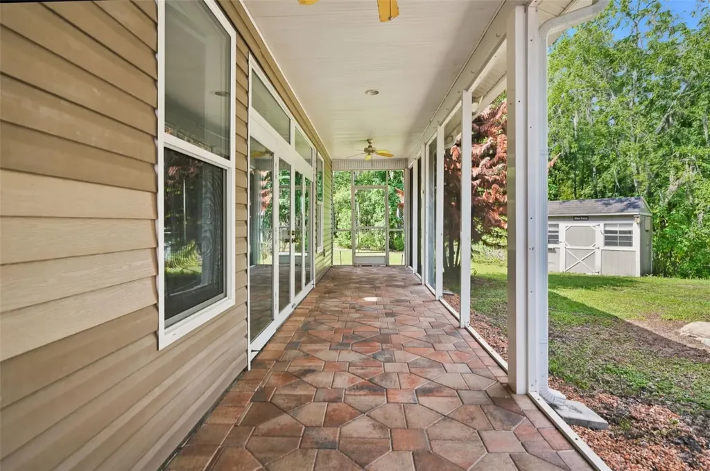 18308 Valor Path Brooksville FL 34604