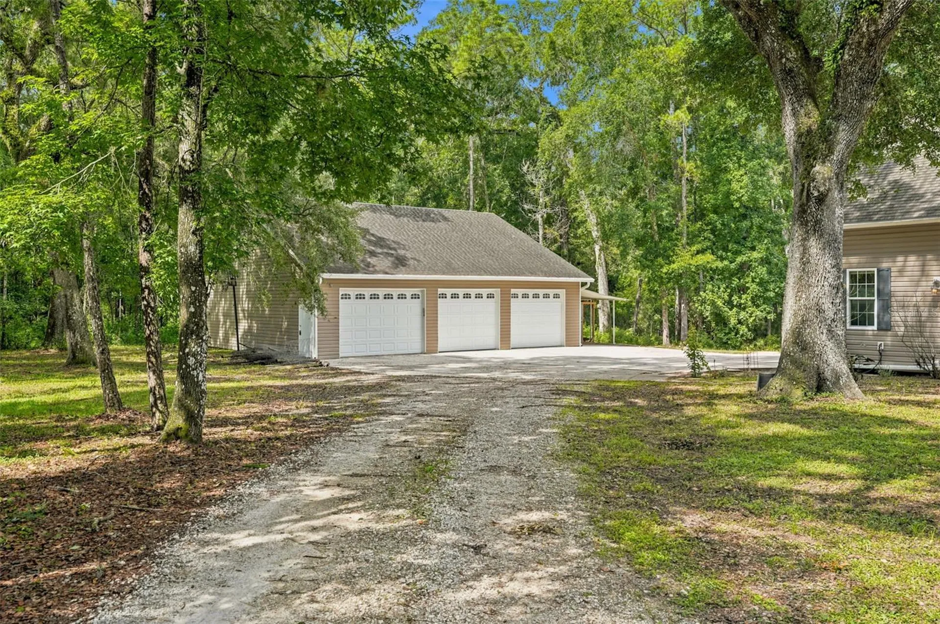 18308 Valor Path Brooksville FL 34604