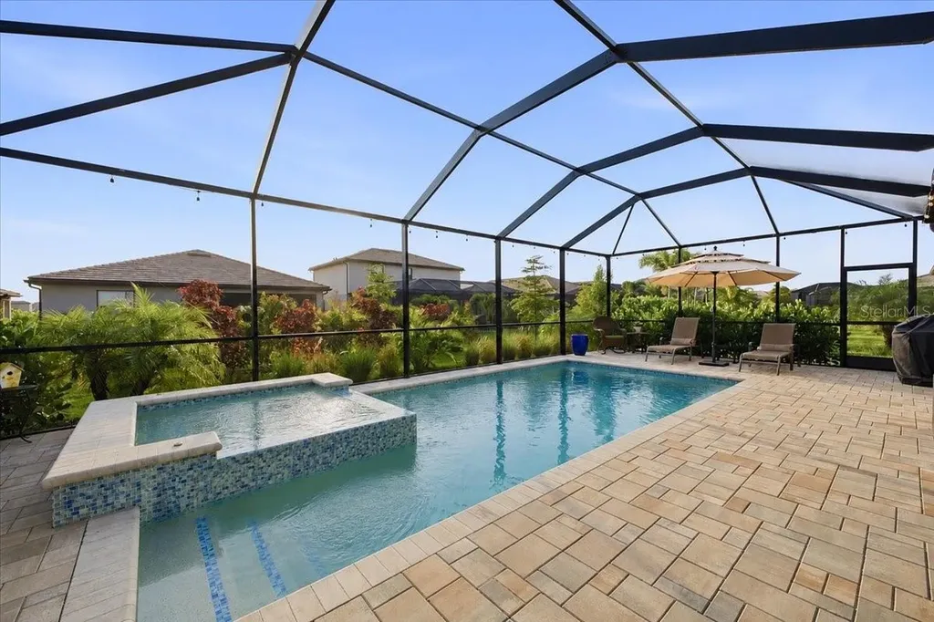 5250 Coral Reef Way Lakewood Ranch FL 34211