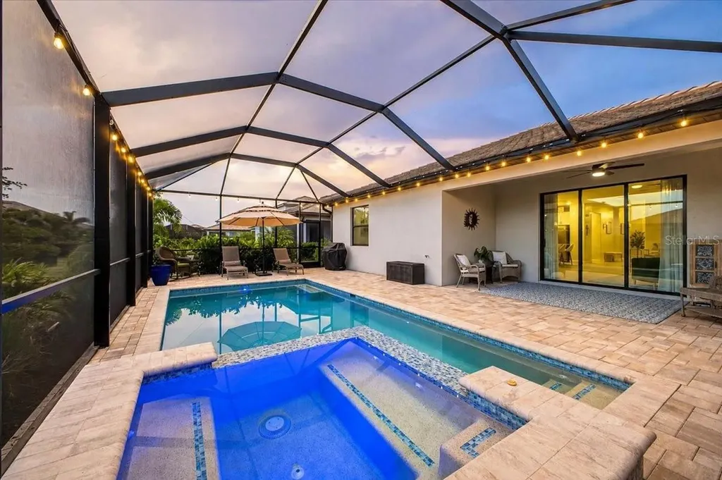 5250 Coral Reef Way Lakewood Ranch FL 34211