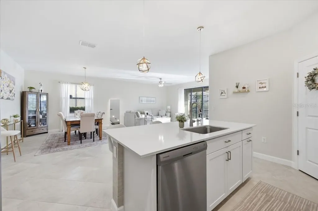 5250 Coral Reef Way Lakewood Ranch FL 34211